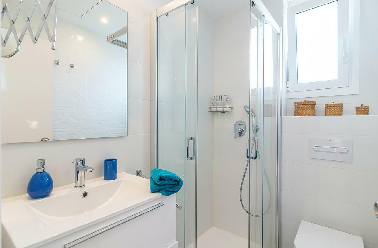 Azteka Blue 2 Bed Apartment Calella De Palafrugell Exterior foto